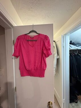 Philosophy Vibrant Fuchsia Puff Sleeve Smocked-Hem Top